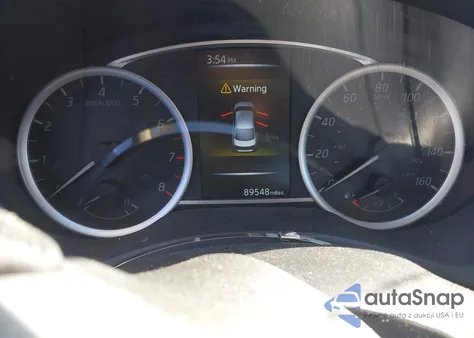 2017 Nissan Sentra S z USA, uszkodzony, nr VIN 3N1AB7AP5HL672561